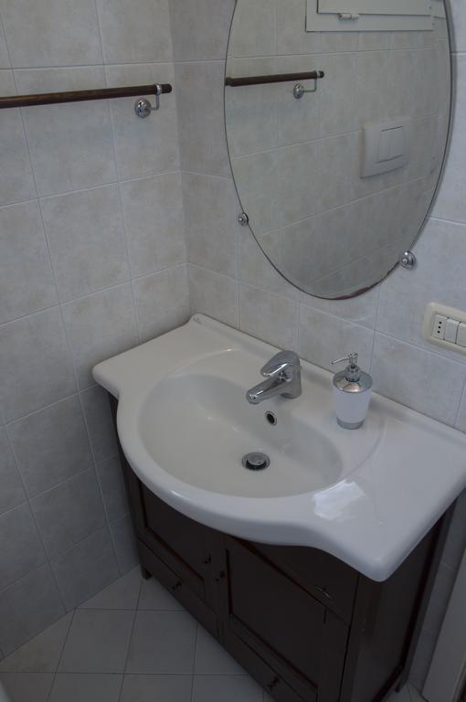 Manzoni House Appartement Bari Buitenkant foto